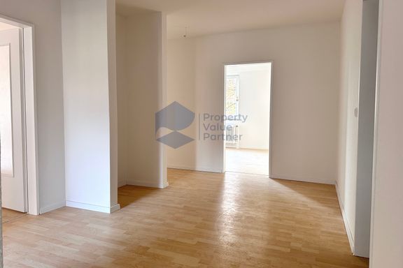 Helle 3-Zimmer-Wohnung mit Loggia