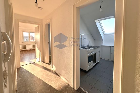 Helle Dachgeschosswohnung mit Ausblick