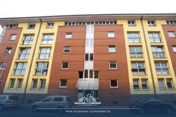 &ndash; RESERVIERT &ndash; Modernes Wohngl&uuml;ck in der Calenberger Neustadt: 4 Zimmer, Luxus-B&auml;der & TG-Stellplatz