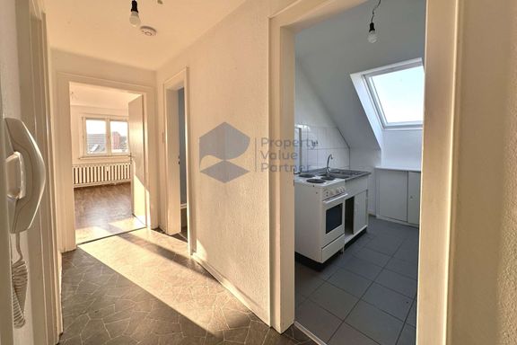 Helle Dachgeschosswohnung mit Ausblick