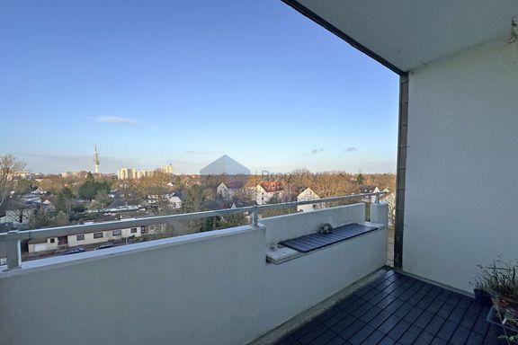 Penthousewohnung mit 2 Balkonen und weitläufigem Ausblick über Hannover