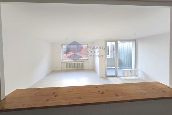 Offene 2-Zimmer-Wohnung mit Loggia