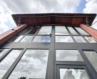 Barrierefreie Bürofläche im Erdgeschoss in verkehrsgünstiger Lage – Außenstellplatz inklusive