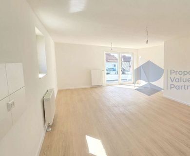 Großzügig, lichtdurchflutet, besonders: 4-Zimmer-Wohnung mit Oberlichtern